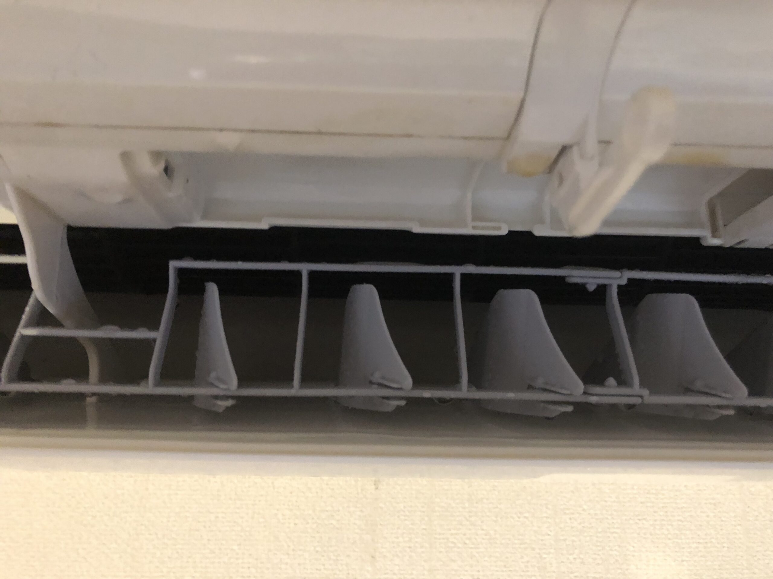 洗浄後熱ファン（吹き出し口）